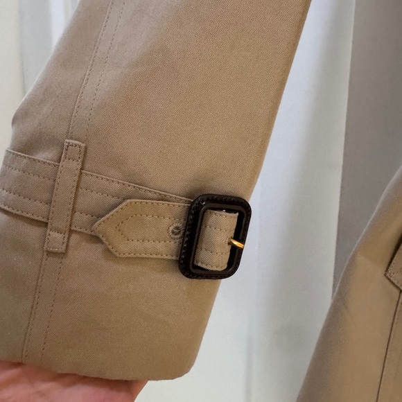 Burberry Sandringham Double-Breasted Trench Coat in mid-length size uk 10 - Picture 9 of 11